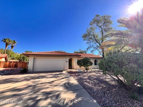 5680 N Placita Favorita, Tucson, AZ, 85750-1372 | Card Image