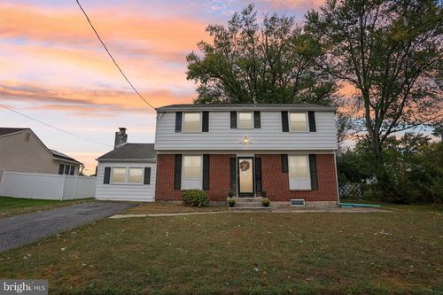 402 S Arthur Dr, EDGEWATER PARK, NJ, 08010-2106 | Card Image