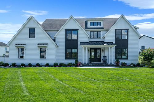 53 Southview Cir, Lake Grove, NY, 11755-2244 | Card Image