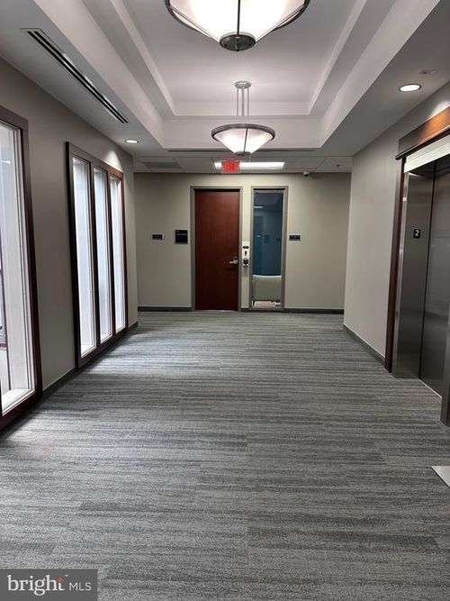 215-21351 Gentry Dr, STERLING, VA, 20166-8512 | Card Image