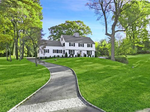 205 River Rd, Briarcliff Manor, NY, 10510-2429 | Card Image