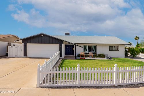 4616 S Poplar St, Tempe, AZ, 85282-7317 | Card Image