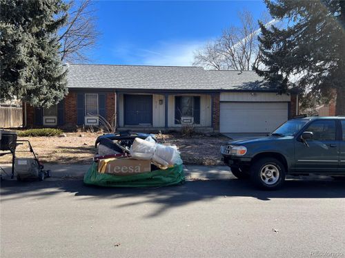 2792 S Macon Cir, Aurora, CO, 80014-3028 | Card Image