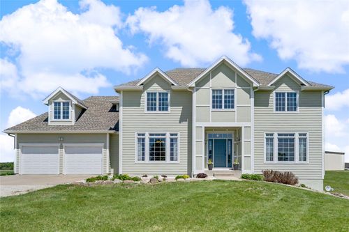 19600 W Ave, Dallas Center, IA, 50063-8211 | Card Image