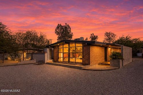 5318 E 5th St, Tucson, AZ, 85711-2332 | Card Image