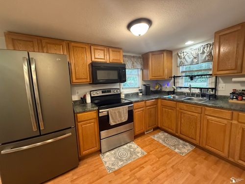 15705 Cone Rd, Maybee, MI, 48159-9774 | Card Image