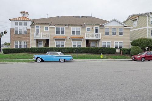 3704 Vintage Pointe Pl, Virginia Beach, VA, 23455-2999 | Card Image