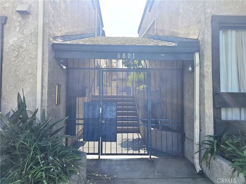 apt-6-6801 Mammoth Ave, Van Nuys, CA, 91405-4172 | Card Image