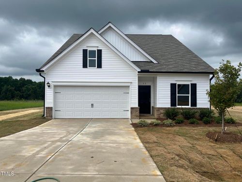 36-55 E American Marigold Dr, Benson, NC, 27504-8852 | Card Image