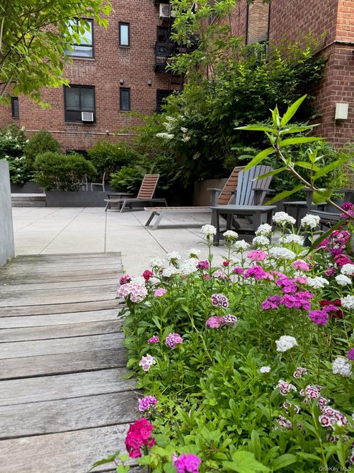 apt-2g-31 Nagle Ave, New York, NY, 10040-1425 | Card Image