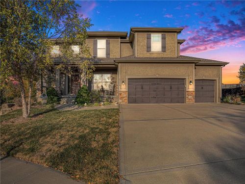 1106 Foxshire Circle, Raymore, MO, 64083 | Card Image