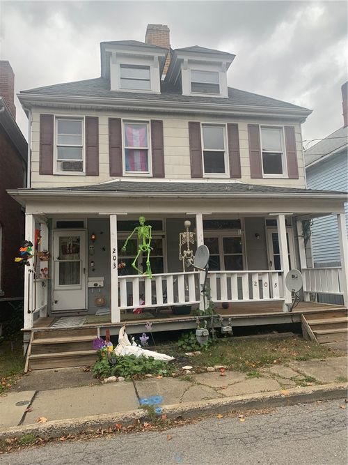 205-203-205 Maple St, Kittanning, PA, 16201-1230 | Card Image