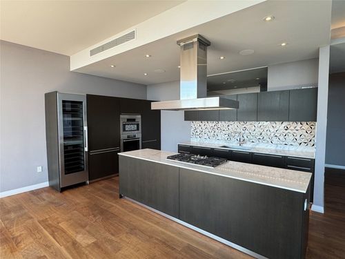 apt-3101-210 Lavaca St, Austin, TX, 78701-4599 | Card Image