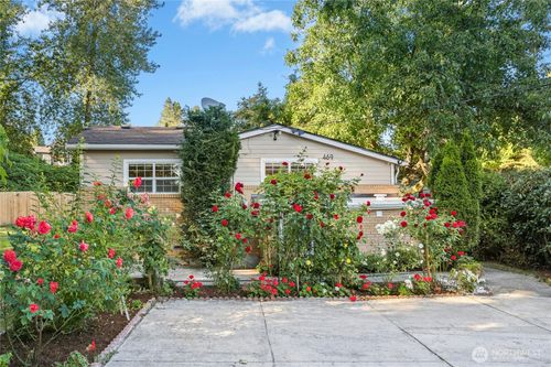 469 Maple Avenue Sw, Renton, WA, 98057 | Card Image