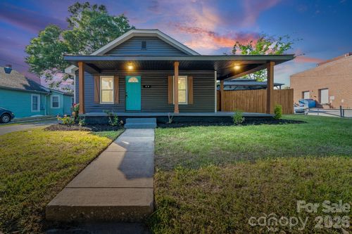 150 Cedar Dr Nw, Concord, NC, 28025-4804 | Card Image