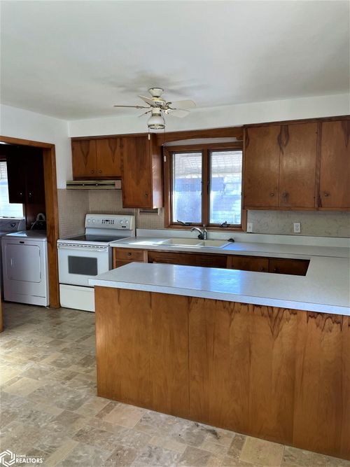 207 1st St Ne, Rake, IA, 50465-7701 | Card Image
