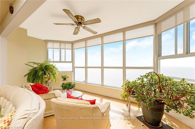 1009 - 5280 Lakeshore Rd, Condo with 2 bedrooms, 2 bathrooms and null parking in Burlington ON | Image 10