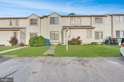 5 Liborio Ln, NEW CASTLE, DE, 19720-4653 | Card Image