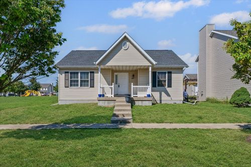 1317 Montgomery St, Urbana, IL, 61802-4755 | Card Image