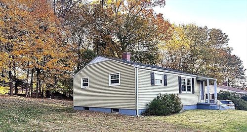 64 Plumtree Cir, Springfield, MA, 01118-1742 | Card Image