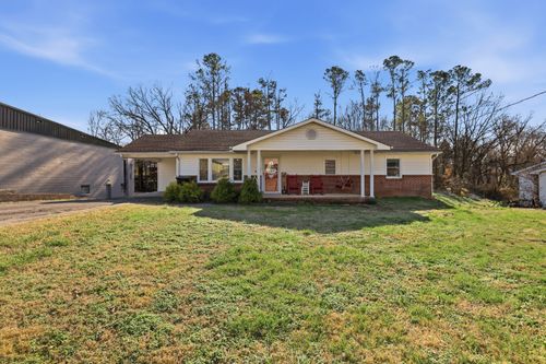 111 Lester St, Woodbury, TN, 37190-1415 | Card Image