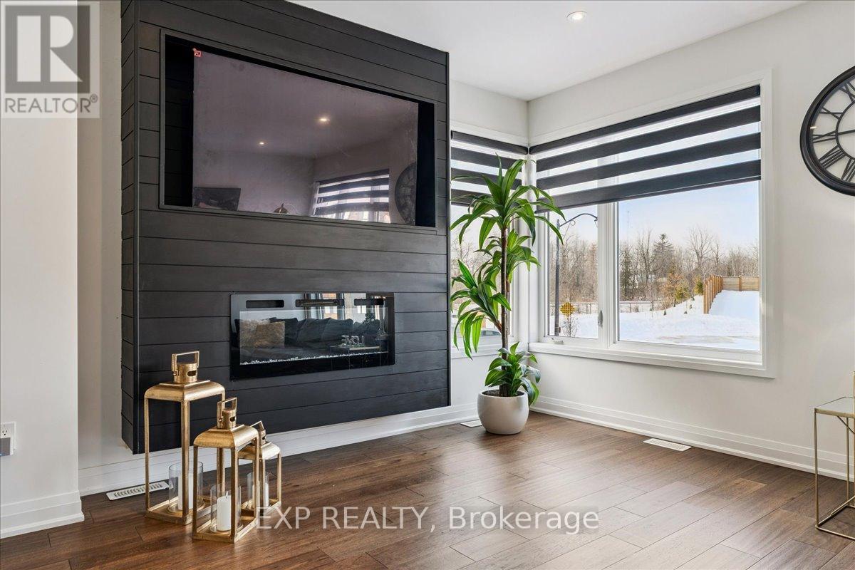 Residential in Halton Hills (Georgetown) 5