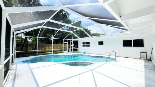 1715 York Ct, Fort Pierce, FL, 34982-5672 | Card Image