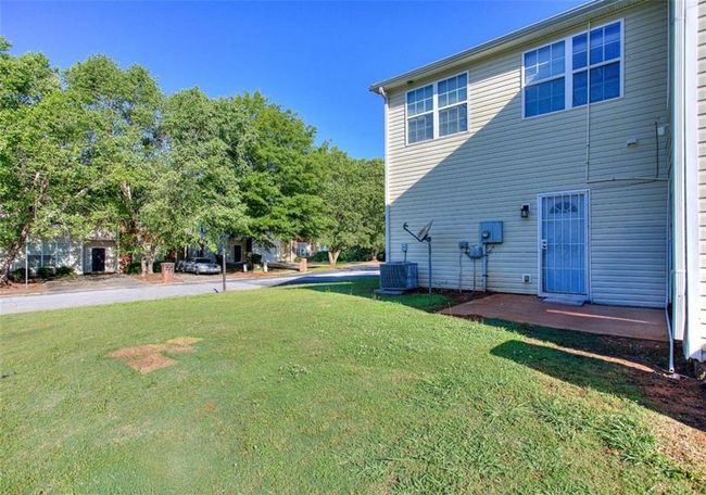 2326 Nicole Dr, Townhouse with 3 bedrooms, 3 bathrooms and null parking in Hampton GA | Image 37