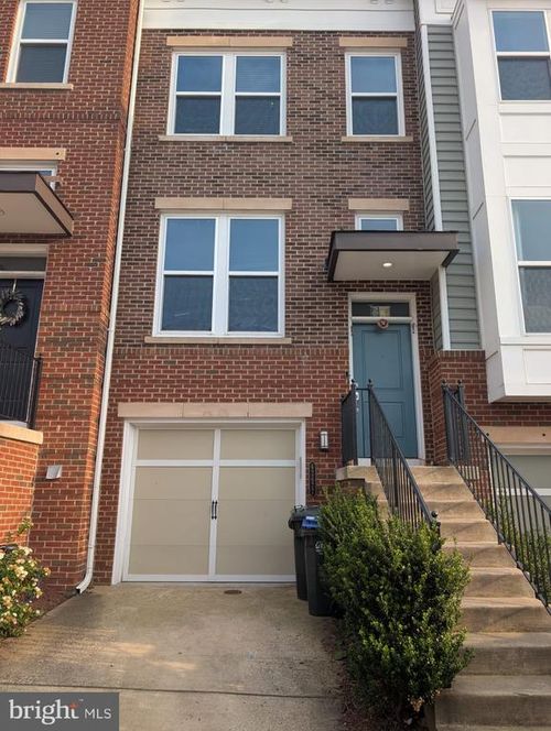 42677 Redeemer Ter, BRAMBLETON, VA, 20148-8070 | Card Image