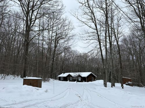 84 Country Rd, Callicoon, NY, 12723-5006 | Card Image