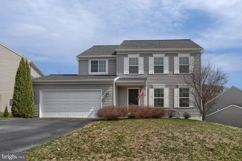 16 Wildflower Cir, LEBANON, PA, 17046-8123 | Card Image