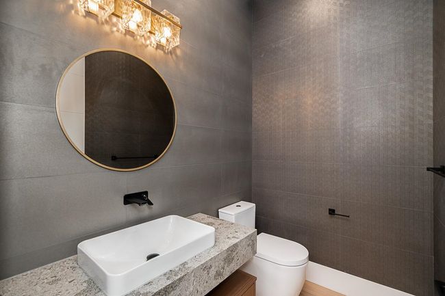 12230 267 St, House other with 8 bedrooms, 9 bathrooms and 3 parking in Maple Ridge BC | Image 18