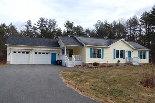 155 Silk Farm Road, Concord, NH, 03301 | Card Image