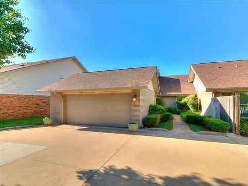 11350 Benttree Circle, Oklahoma City, OK, 73120 | Card Image