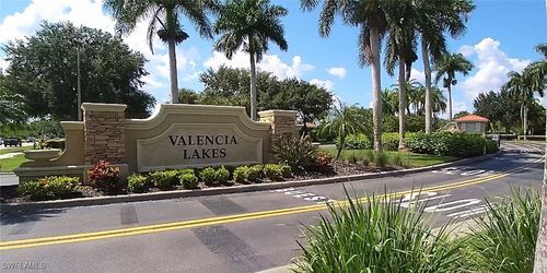 2772 Orange Grove Trl, NAPLES, FL, 34120-7526 | Card Image