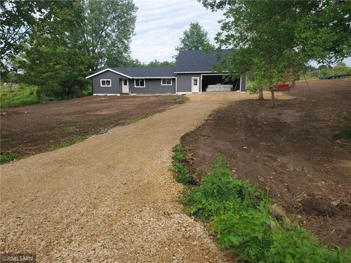 705 Pioneer Rd, Wilson, WI, 54027-3816 | Card Image
