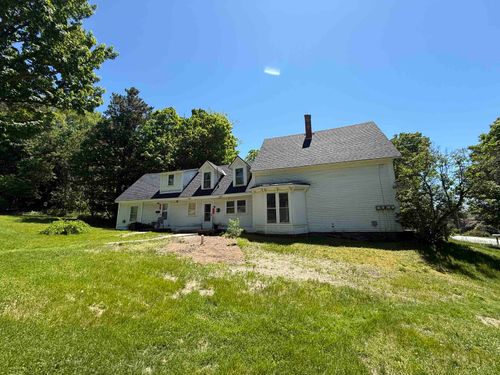 170 S Main St, Newport, NH, 03773-1849 | Card Image
