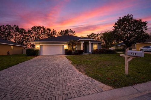 725 Country Walk Cv, Eagle Lake, FL, 33839-3274 | Card Image