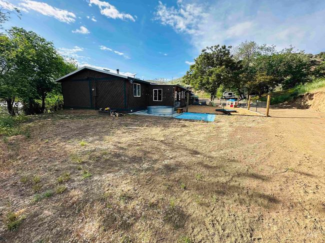 245 3 Rd St W, House other with 3 bedrooms, 2 bathrooms and 4 parking in Huntington OR | Image 32