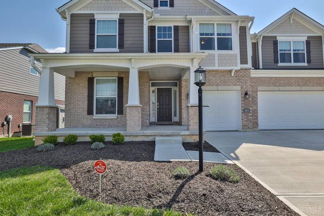 684 Newton Dr, House other with 4 bedrooms, 4 bathrooms and null parking in Beavercreek OH | Image 4