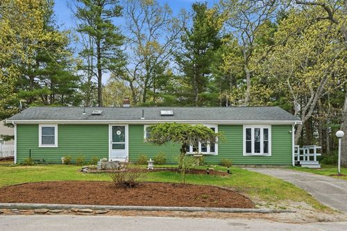 94 Edgewater Dr, Wareham, MA, 02571-2189 | Card Image