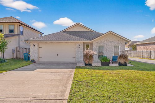 61B 6th St, Shalimar, FL, 32579-1846 | Card Image