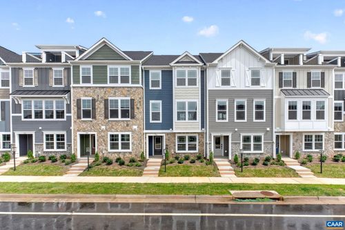 786 Park Ridge Dr, CROZET, VA, 22932-3266 | Card Image