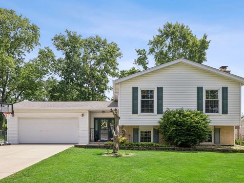 7329 Richmond Ave, Darien, IL, 60561-4116 | Card Image