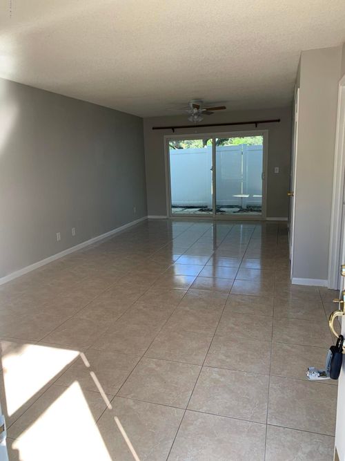 303 Kettering Ter, ORANGE PARK, FL, 32073-5821 | Card Image
