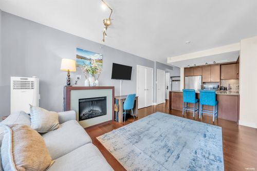 1301-158 W 13th St, North Vancouver, BC, V7M0A7 | Card Image