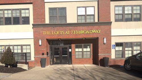 106-733 Broadway, Albany, NY, 12207-2340 | Card Image