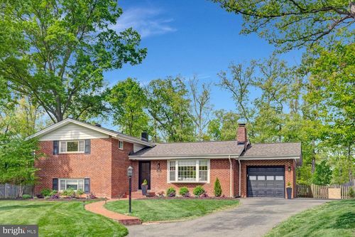 8910 Bordeaux St, ALEXANDRIA, VA, 22309-2618 | Card Image