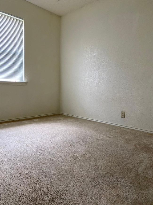 2812 Ridgecrest Dr, Home with 2 bedrooms, 1 bathrooms and null parking in Fort Worth TX | Image 8
