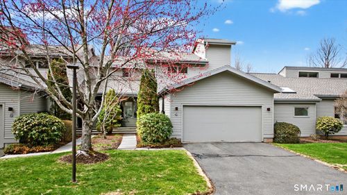 4-4 Thistle Holw, Avon, CT, 06001-3961 | Card Image